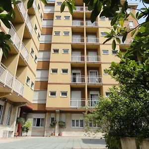 Giusti 6 Aparthotel