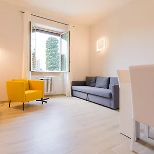  Apartment Isola Italy